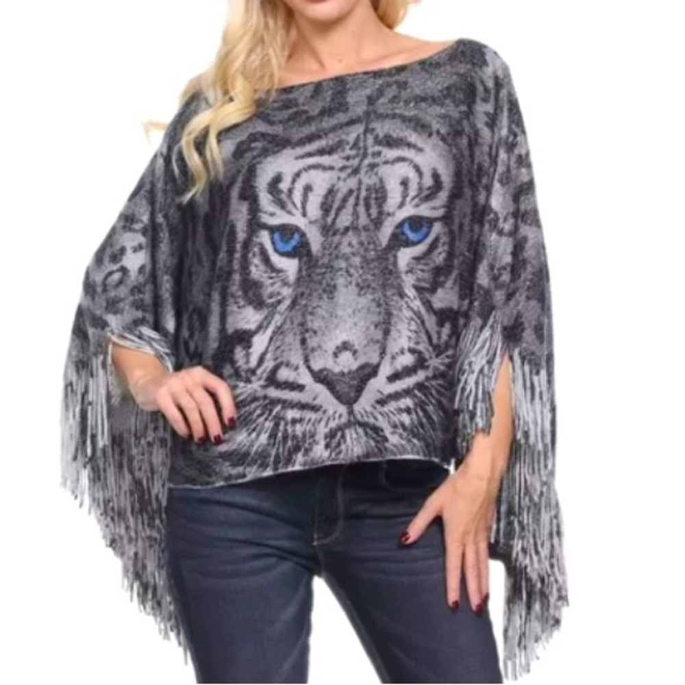 Pinklicious gray fringe poncho!